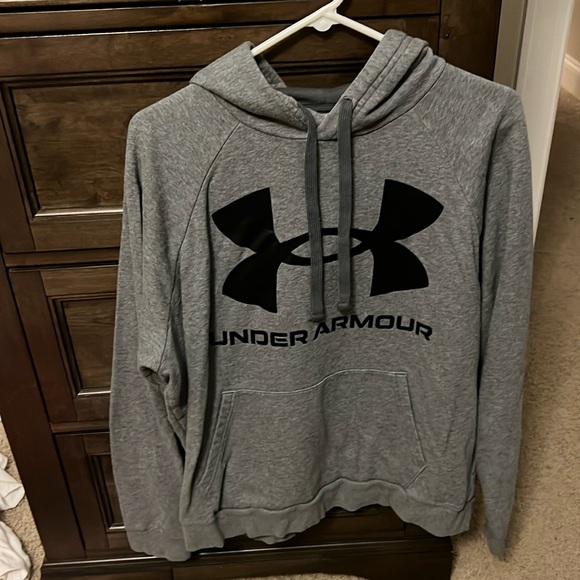 Men’s large under Armour hoodie - Picture 1 of 4